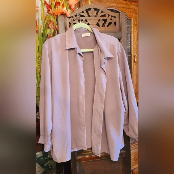 Dress shirt - Picture 1 of 8